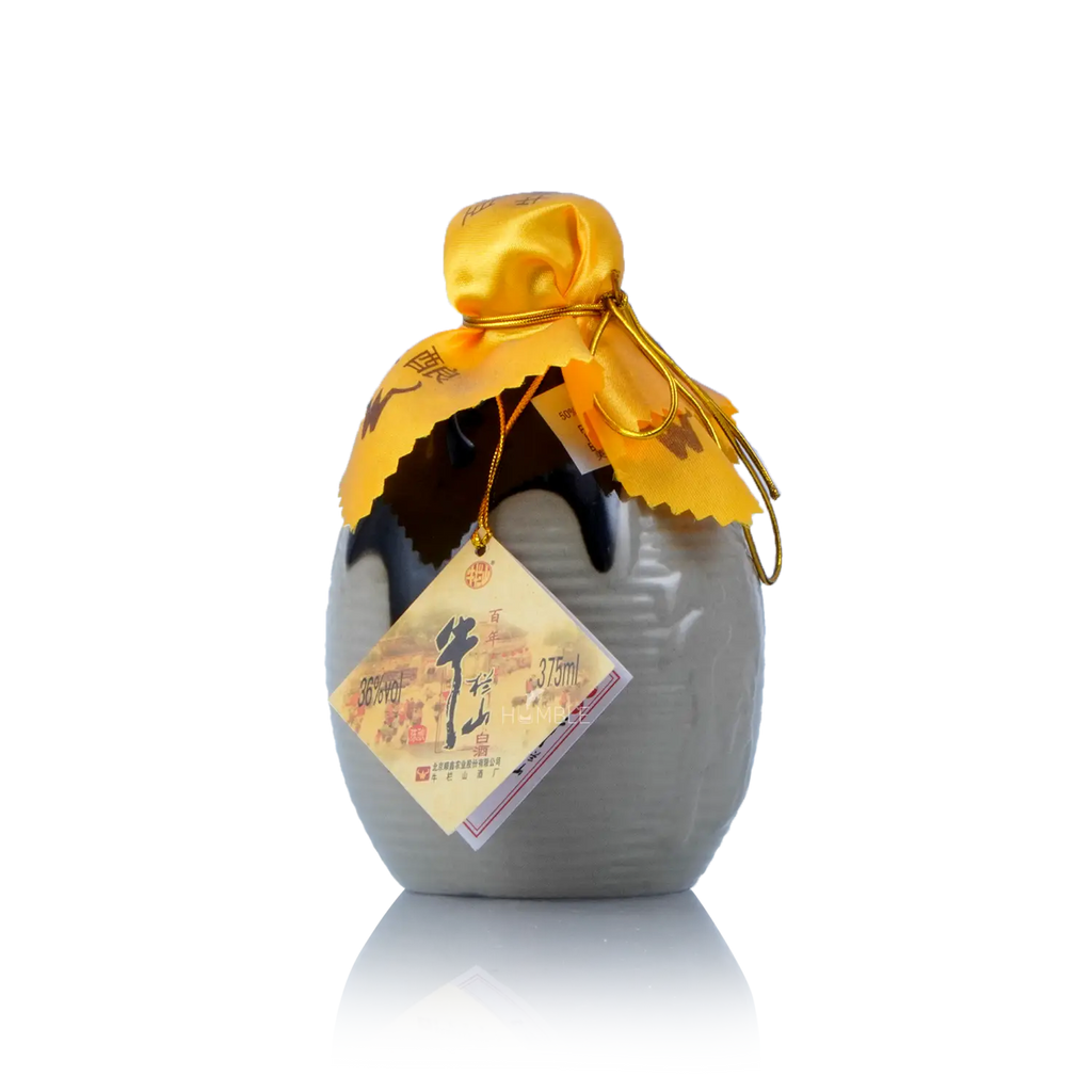 Beijing Niu lan Shan - Bai Nian Er Guo Tou Chinese Baijiu 375ml 北京牛栏山 百年二锅头酒 - Baijiu
