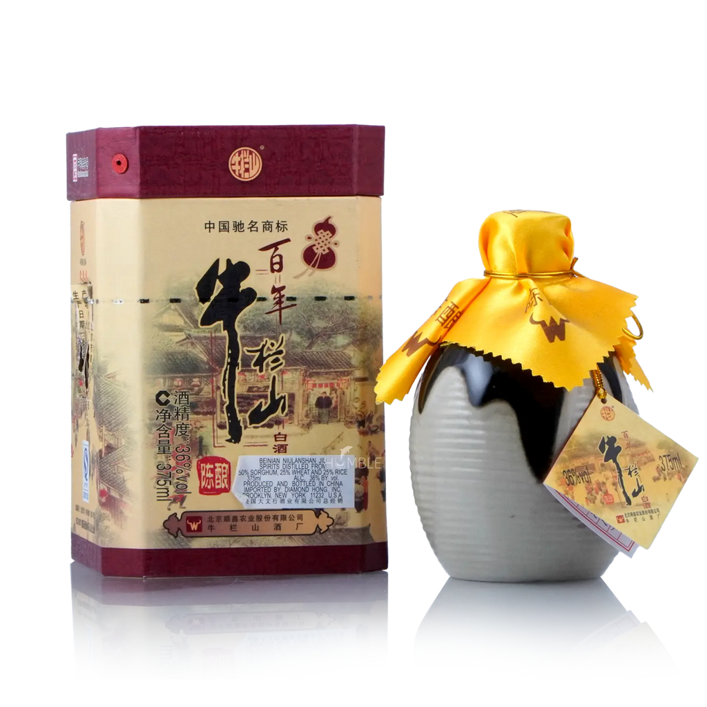 Beijing Niu lan Shan - Bai Nian Er Guo Tou Chinese Baijiu 375ml 北京牛栏山 百年二锅头酒 - Baijiu