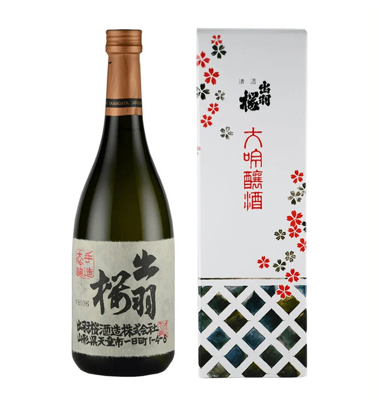 Yamagata Daiginjo Mountain Cherry Sake 720ml 出羽樱大吟釀